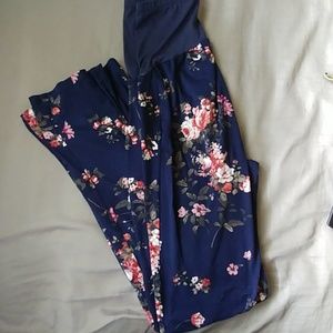 🌟$1 deals! Maternity pants